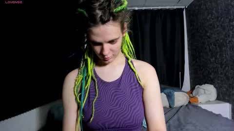 Kiki online show from December 2025 10:24:01 AM