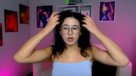 Snapshot of kiki_yourlove chatting on October 2025 10:05:02 AM Kira online show from October 2025 10:05:02 AM