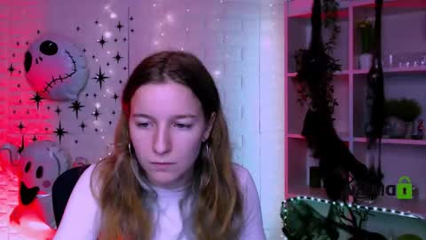 Snapshot of kiki_yourlove chatting on October 2025 02:30:01 PM Kira online show from October 2025 02:30:01 PM