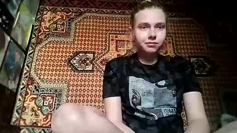 Snapshot of kikibang_ chatting on October 2025 09:42:02 AM kikibang_ online show from October 2025 09:42:02 AM