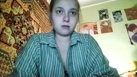 Snapshot of kikibang_ chatting on April 2026 07:12:02 PM kikibang_ online show from April 2026 07:12:02 PM