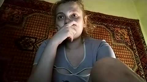 Snapshot of kikibang_ chatting on April 2026 06:44:02 PM kikibang_ online show from April 2026 06:44:02 PM