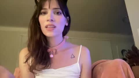 Snapshot of kikihart chatting on December 2024 04:30:02 AM Kiki Hart online show from December 2024 04:30:02 AM