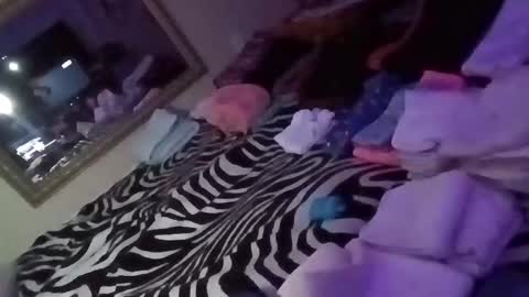 Snapshot of kikilovespartylights chatting on December 2024 12:12:01 PM kikilovespartylights online show from December 2024 12:12:01 PM