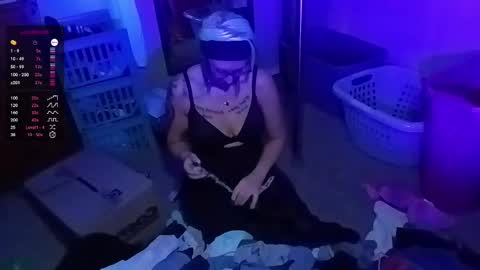 Snapshot of kikilovespartylights chatting on January 2025 07:52:01 AM kikilovespartylights online show from January 2025 07:52:01 AM