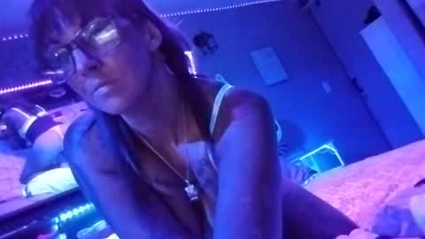 Snapshot of kikilovespartylights chatting on September 2025 09:44:02 AM kikilovespartylights online show from September 2025 09:44:02 AM