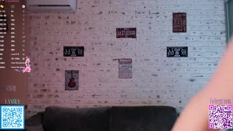 kikistacy online show from April 2026 02:03:01 PM