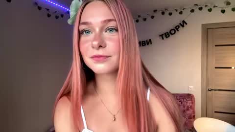 Snapshot of kikixie chatting on July 2026 04:22:01 PM Lilly online show from July 2026 04:22:01 PM