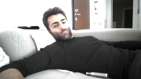 kikkus01 online show from October 2025 11:42:02 AM