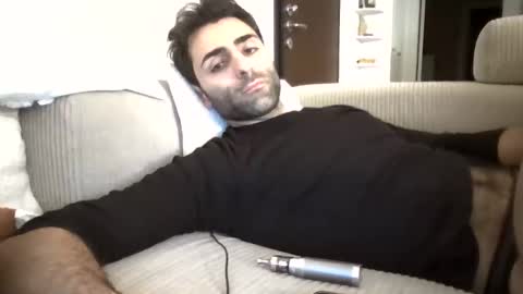 kikkus01 online show from December 2025 04:12:02 PM