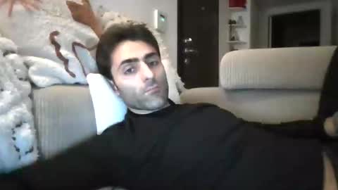 kikkus01 online show from March 2026 05:31:01 PM