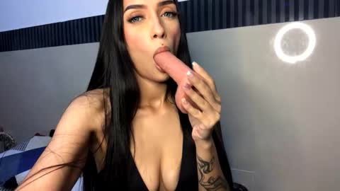 Camilo  Vanessa online show from April 2026 04:26:01 PM