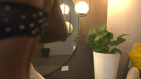 Kim online show from March 2026 01:15:01 PM