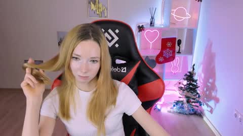 kim_boyd online show from December 2024 03:11:02 PM