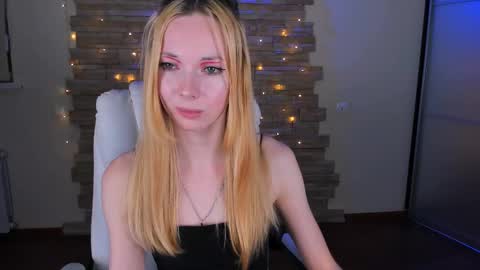 kim_boyd online show from February 2025 06:24:02 PM