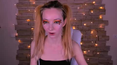 kim_boyd online show from February 2025 12:13:02 PM