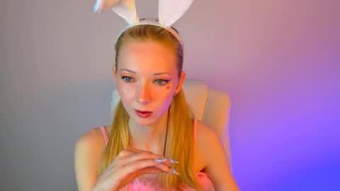 kim_boyd online show from March 2025 06:30:01 PM