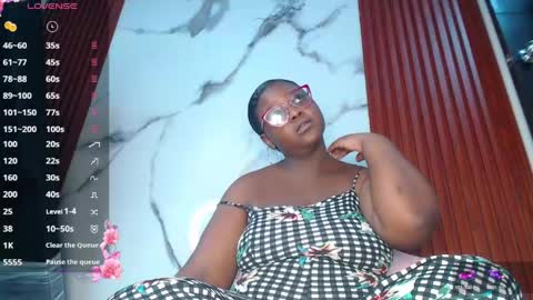 Snapshot of kim_brown2 chatting on May 2026 02:31:02 AM Kim Follow me please online show from May 2026 02:31:02 AM