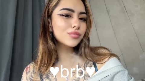 Kim online show from October 2025 05:02:02 AM