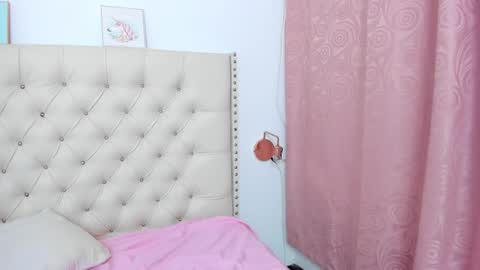 kim_eli online show from February 2025 10:54:01 PM