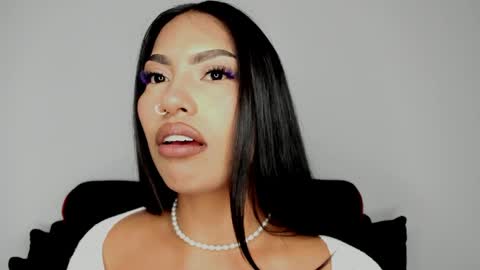 kim_mouth17 online show from June 2026 06:52:02 AM