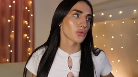 Kim Oberlin online show from February 2025 11:01:02 AM