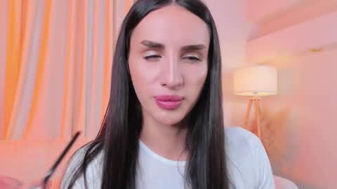 Kim Oberlin online show from October 2025 04:49:01 PM