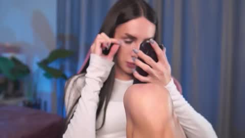 Kim Oberlin online show from October 2025 11:10:01 AM