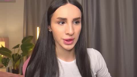 Kim Oberlin online show from November 2025 04:09:02 PM