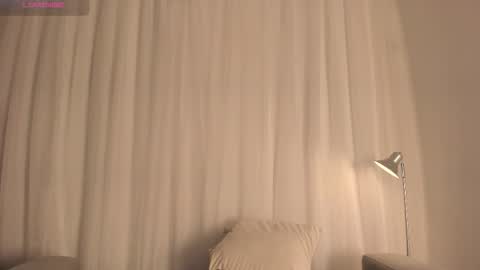 Kim online show from November 2025 05:15:02 PM