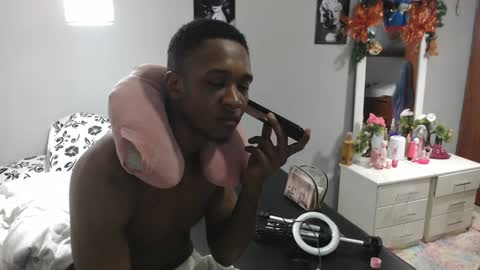 Kim  Yuk online show from December 2024 07:25:02 PM