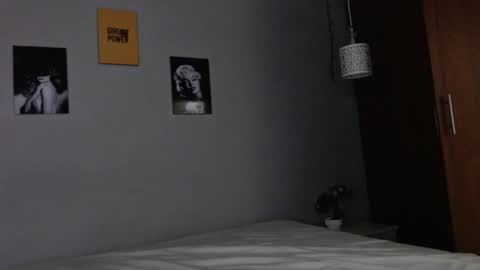 Kim  Yuk online show from December 2024 07:39:02 PM