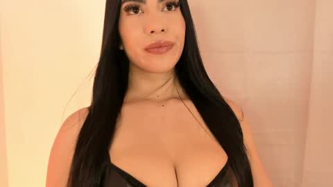 Snapshot of kimberlin_cam_ chatting on June 2026 07:51:02 PM Kimberlin online show from June 2026 07:51:02 PM