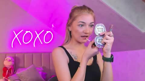 Snapshot of kimberlly_smith chatting on November 2025 01:05:02 AM kimberlly_smith online show from November 2025 01:05:02 AM