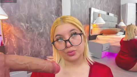 Snapshot of kimberly_cam_ chatting on June 2026 08:53:02 PM Your kim online show from June 2026 08:53:02 PM
