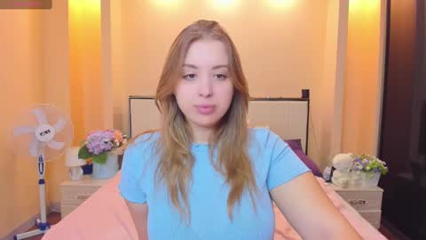 kimberly_mm online show from December 2024 07:05:01 AM
