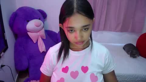 Snapshot of kimberly_slim chatting on November 2025 12:49:02 PM Kim online show from November 2025 12:49:02 PM