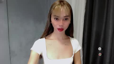 Snapshot of kimberly_tart chatting on December 2024 12:51:02 AM Kimberly online show from December 2024 12:51:02 AM