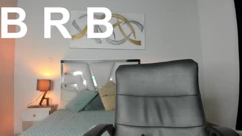 Snapshot of kimberlycoxxx chatting on December 2024 06:54:01 AM kimberly online show from December 2024 06:54:01 AM