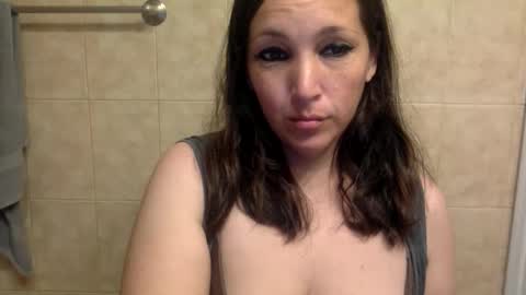 Snapshot of kimberlylynn chatting on November 2025 12:31:02 PM KimberlyLynn online show from November 2025 12:31:02 PM