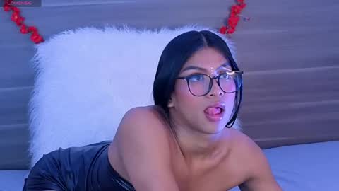 Kimberlyn online show from May 2026 05:42:01 PM