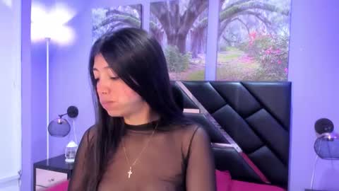 Kimberly Villalobos online show from December 2025 11:30:02 AM