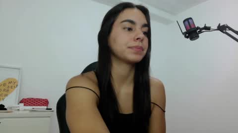 Snapshot of kimcandy_ chatting on April 2026 07:12:02 PM CAMI online show from April 2026 07:12:02 PM