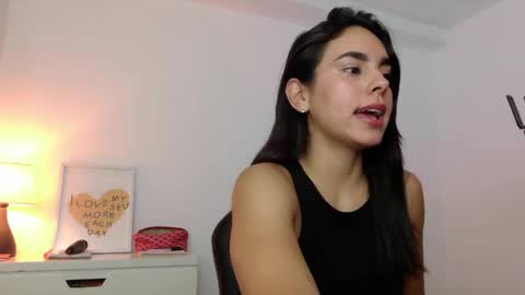 Snapshot of kimcandy_ chatting on May 2026 02:18:02 AM CAMI online show from May 2026 02:18:02 AM