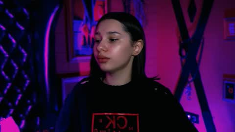 Snapshot of kimclarks chatting on October 2025 01:23:01 PM kimclarks online show from October 2025 01:23:01 PM