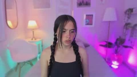 Snapshot of kimdyy_ chatting on June 2026 07:27:02 PM kimdyy_ online show from June 2026 07:27:02 PM