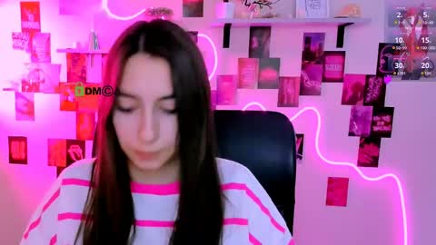 Snapshot of kimi_glow chatting on April 2026 08:53:01 AM kimi_glow online show from April 2026 08:53:01 AM