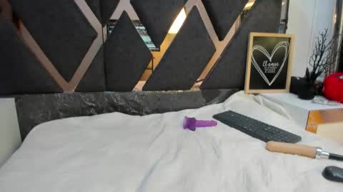 Kimy online show from March 2026 03:18:01 PM