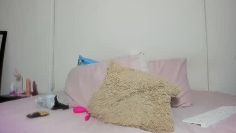 Snapshot of kimjoyy chatting on February 2025 12:11:01 PM Kim Joy online show from February 2025 12:11:01 PM