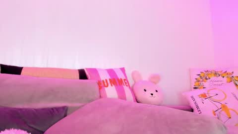 Natalie online show from April 2026 04:29:01 AM